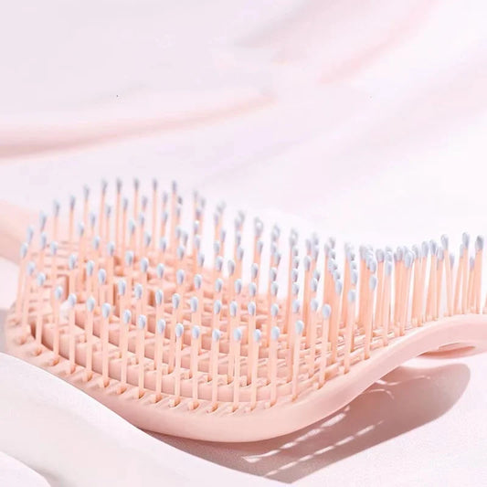 Lightweight Scalp Massage & Blow-Dry Comb